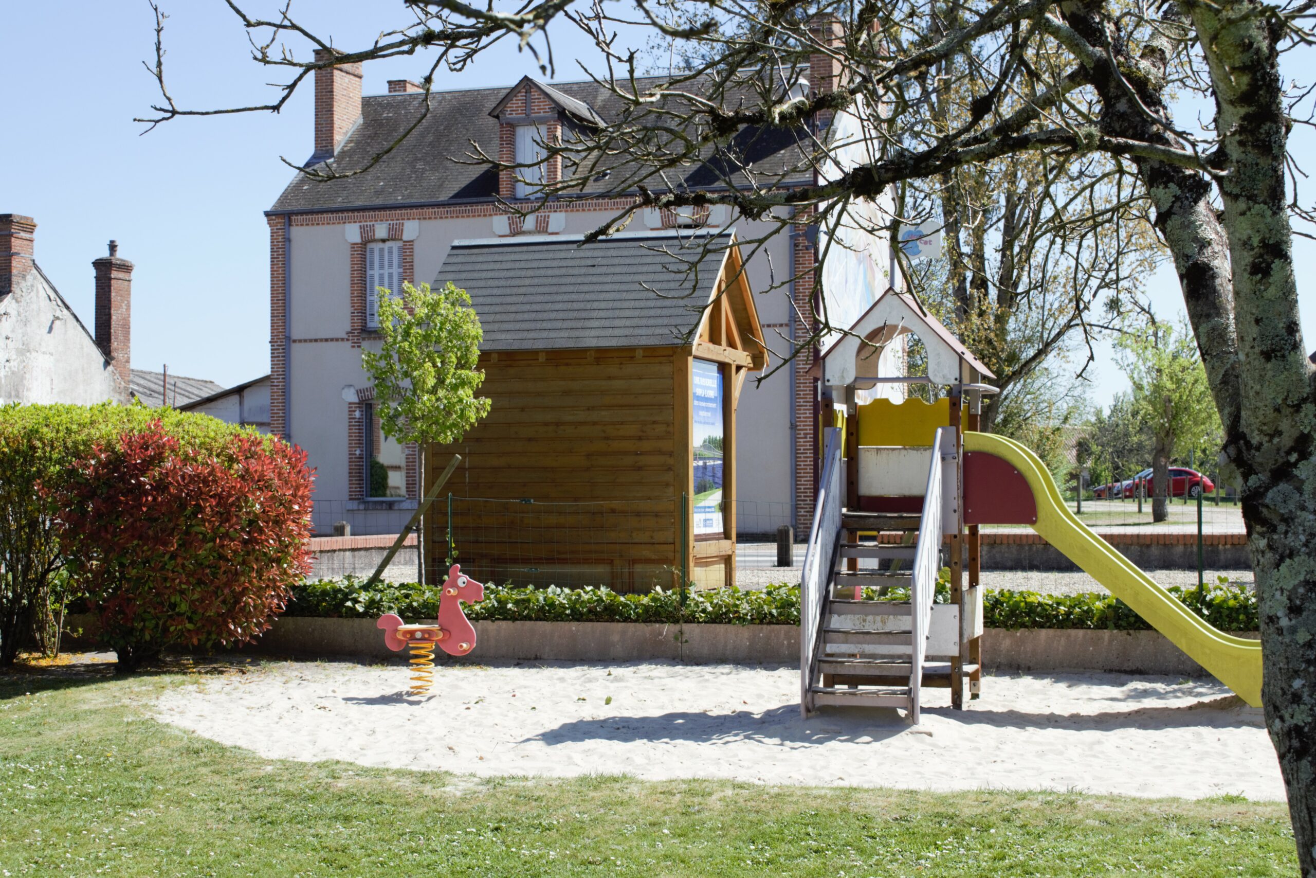 Aire de jeux Millançay 2